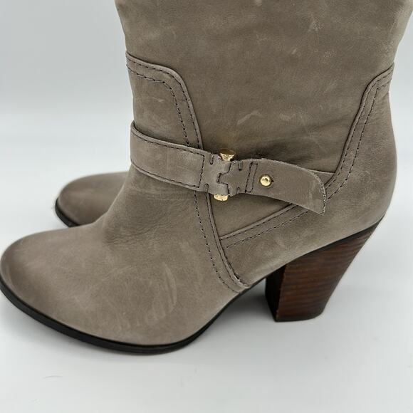 Aldo Gray Distressed Leather Boots Size 8- Heel is 3” - Picture 2 of 5